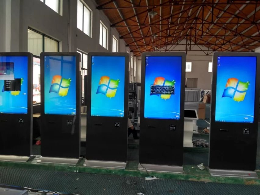 立式32-65寸触摸一体机